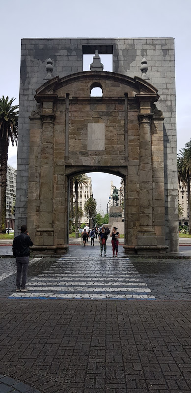 Puerta de la Ciudadela